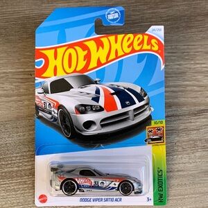 Dodge Viper SRT10 ACR Hot Wheels HW Exotics Hotwheels New DodgeViper Silver Car